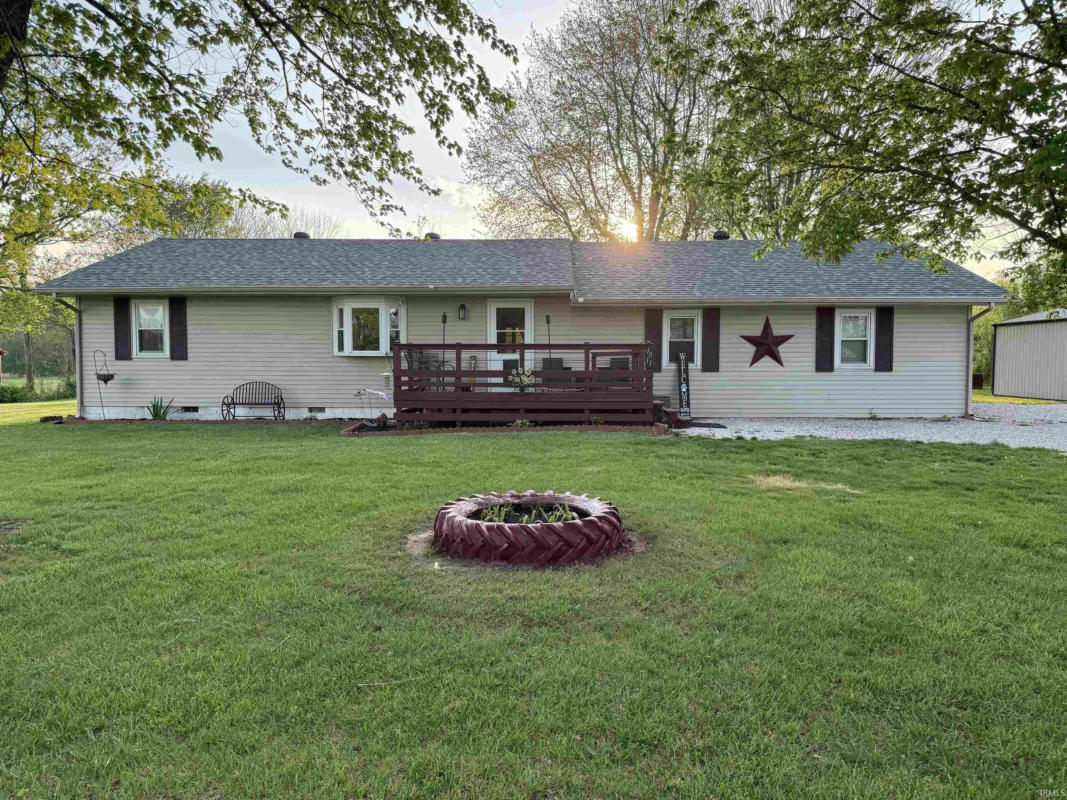 1011 MAURER RD, BOONVILLE, IN 47601, photo 1 of 36