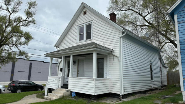 1702 KENDALL ST, SOUTH BEND, IN 46613, photo 4 of 36