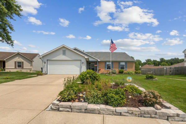 8333 MAPLE VALLEY DR, FORT WAYNE, IN 46835 - Image 1
