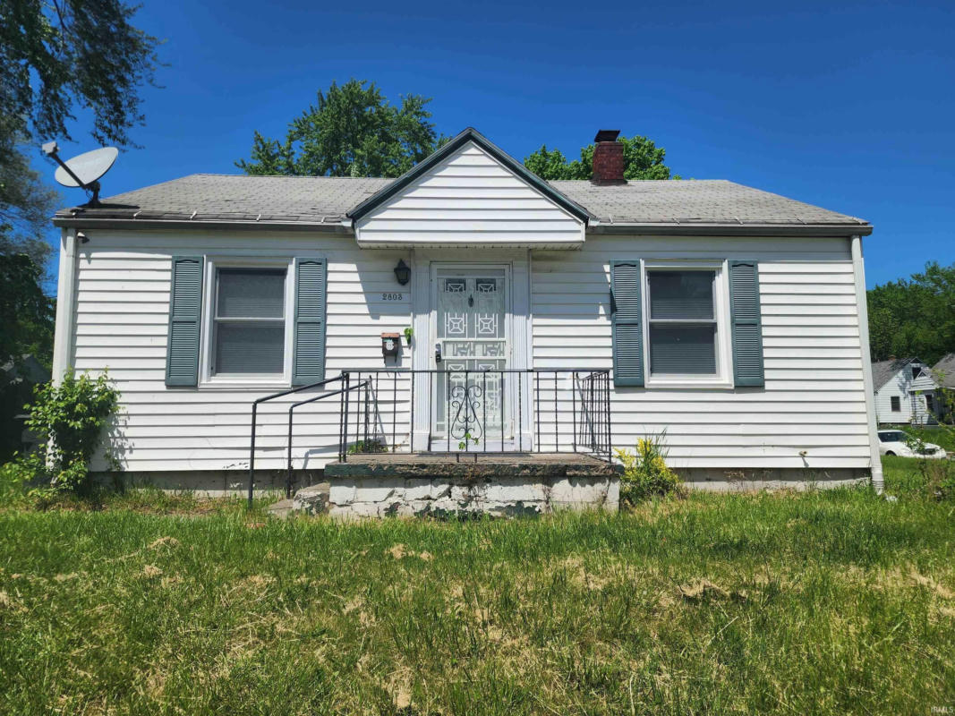 2803 CALHOUN ST, SOUTH BEND, IN 46628, photo 1 of 16
