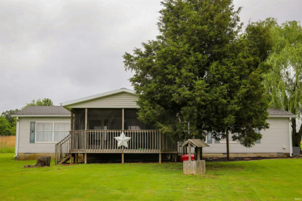 2142 W DIVISION RD, PETERSBURG, IN 47567 - Image 1