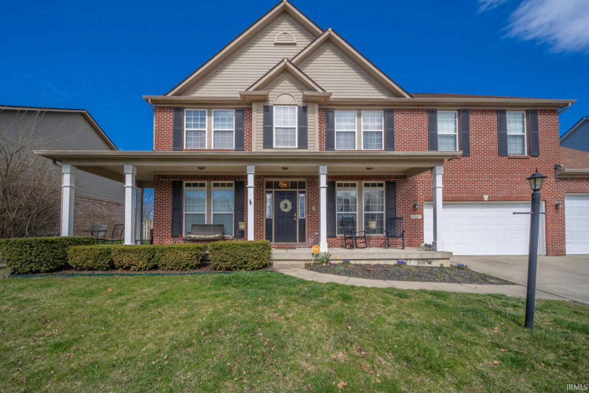 8066 MEADOW BEND LN, INDIANAPOLIS, IN 46259, photo 1 of 36