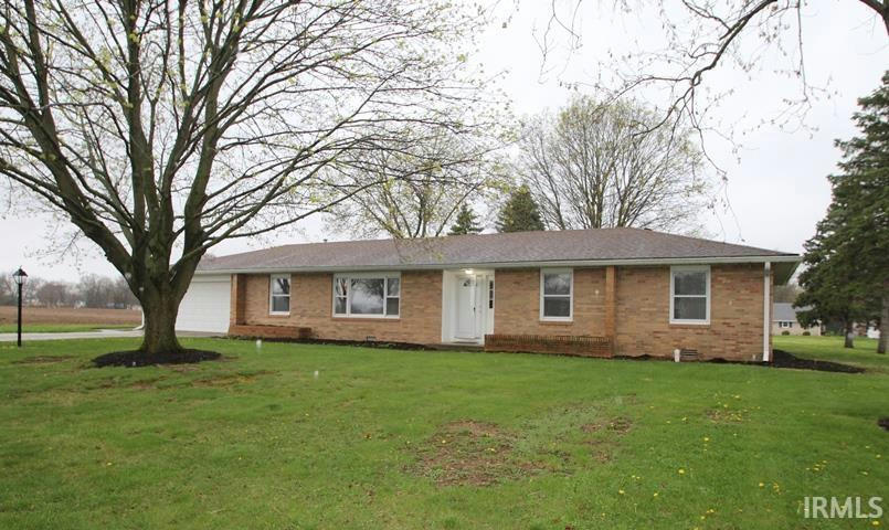 8301 S ASBURY LN, DALEVILLE, IN 47334, photo 1 of 24