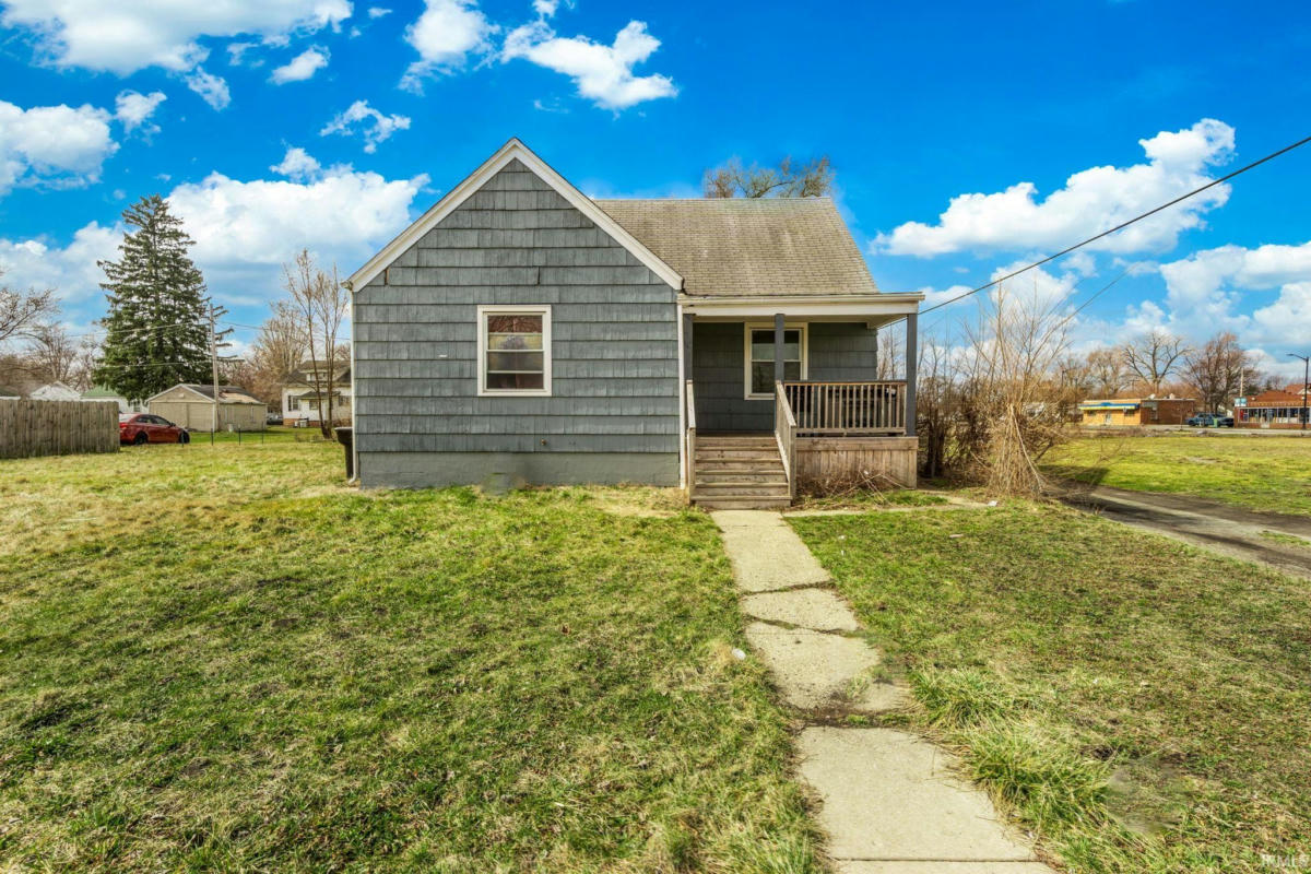 413 S FALCON ST, SOUTH BEND, IN 46619, photo 1 of 10