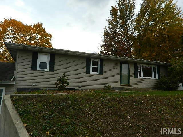 320 BASS ST, WARSAW, IN 46580, photo 1 of 26