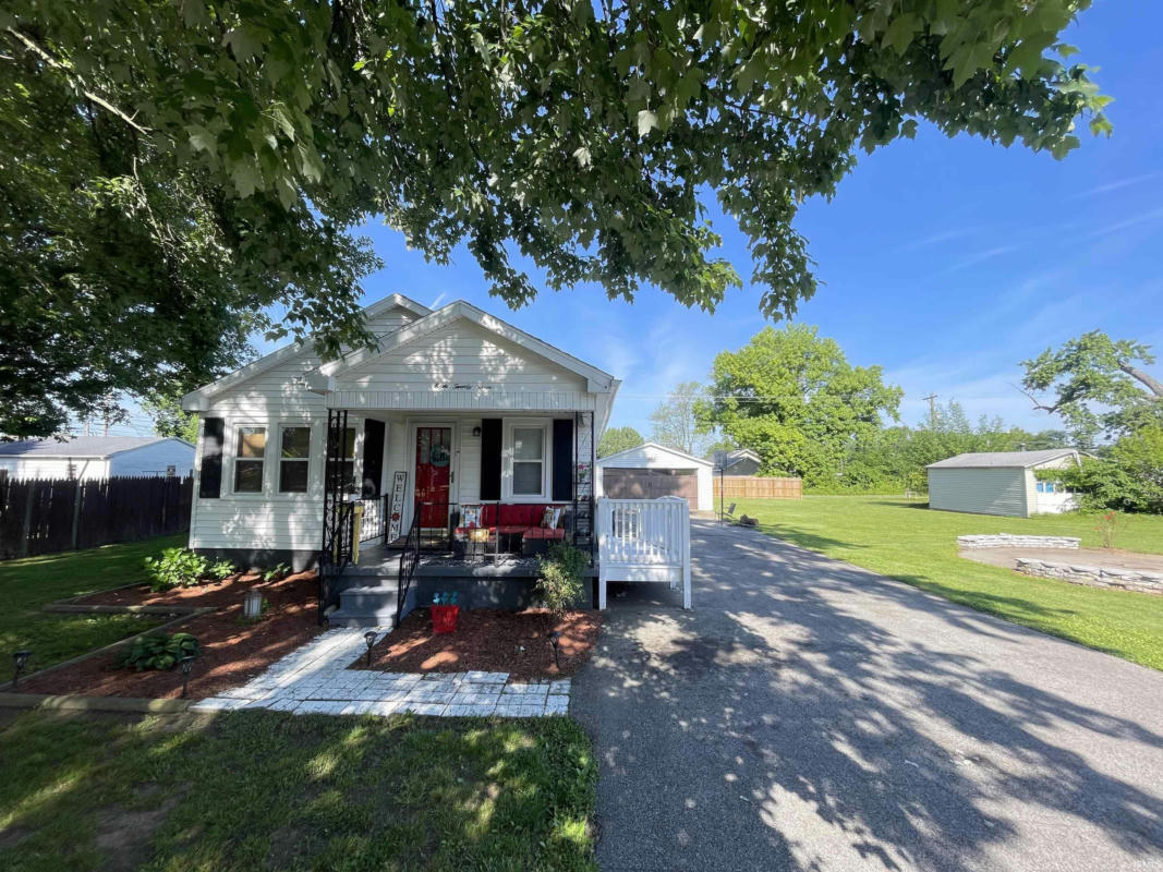 823 S 2ND ST, BOONVILLE, IN 47601, photo 1 of 15