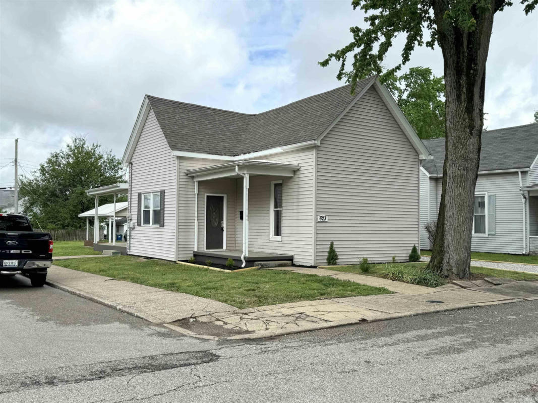 623 S 4TH ST, BOONVILLE, IN 47601, photo 1 of 15
